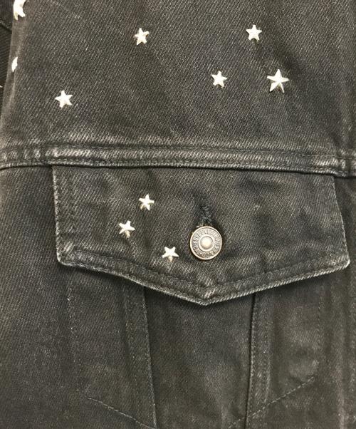 LEVI'S（リーバイス）LEVI'S (リーバイス) スタッズリメイクデニムジャケット ブラック サイズ:Mの古着・服飾アイテム