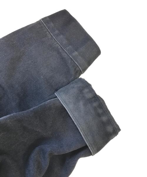 LEVI'S（リーバイス）LEVI'S (リーバイス) スタッズリメイクデニムジャケット ブラック サイズ:Mの古着・服飾アイテム