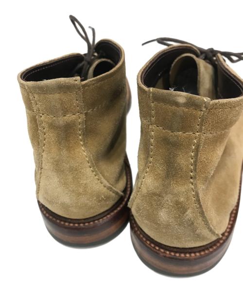 Alden（オールデン）Alden (オールデン) スエードチャッカーブーツ ベージュ サイズ:10 1/2の古着・服飾アイテム