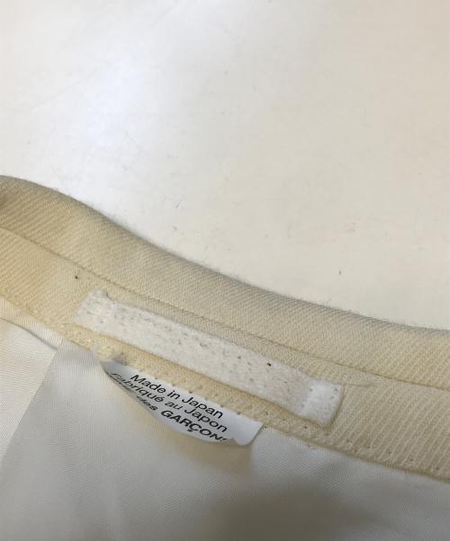 COMME des GARCONS HOMME PLUS（コムデギャルソンオムプリュス）COMME des GARCONS HOMME PLUS (コムデギャルソンオムプリュス) シェイプウエストノッチドラペルジャケット アイボリー サイズ:Mの古着・服飾アイテム