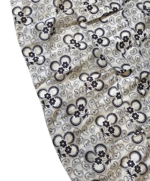 tricot COMME des GARCONS（トリココムデギャルソン）tricot COMME des GARCONS (トリココムデギャルソン) 総柄スカート ホワイト サイズ:Mの古着・服飾アイテム