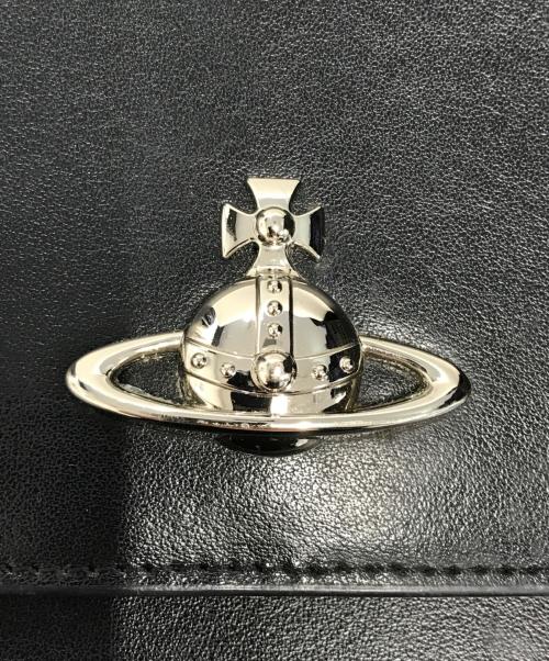 Vivienne Westwood（ヴィヴィアンウエストウッド）Vivienne Westwood (ヴィヴィアンウエストウッド) MATILDA LARGE BAG WITH FLAP ブラック サイズ:表記なしの古着・服飾アイテム