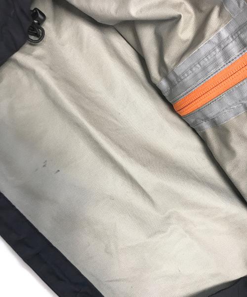 Lowe Alpine（ロウアルパイン）Lowe Alpine (ロウアルパイン) stussy (ステューシー) マウンテンパーカー パープル サイズ:MEDIUMの古着・服飾アイテム