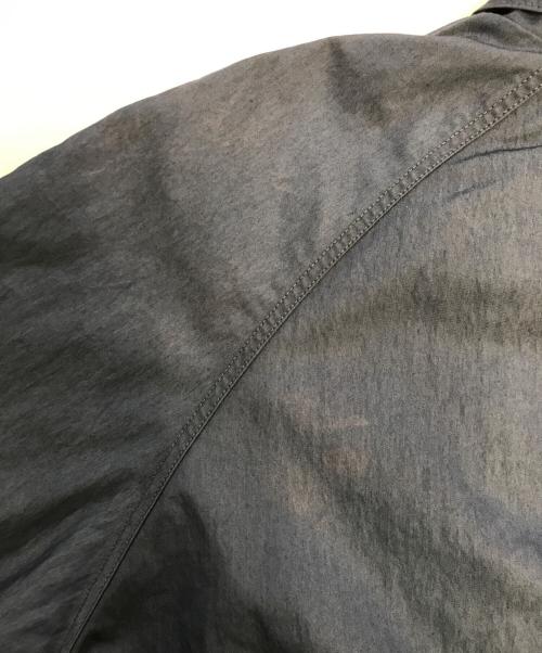 OHOTORO（オオトロ）OHOTORO (オオトロ) Surface Half Trench Coat ブルー サイズ:表記なしの古着・服飾アイテム