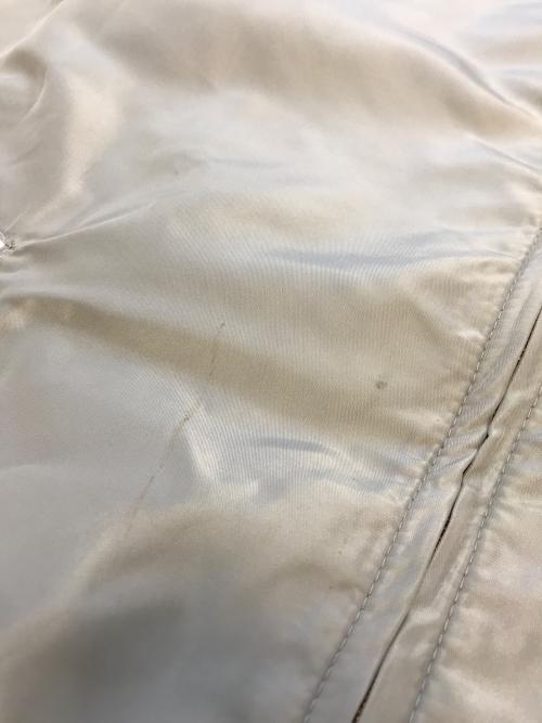 Gouge（ゴージ）Gouge (ゴージ) ナイロンジャケット グレー サイズ:Sの古着・服飾アイテム