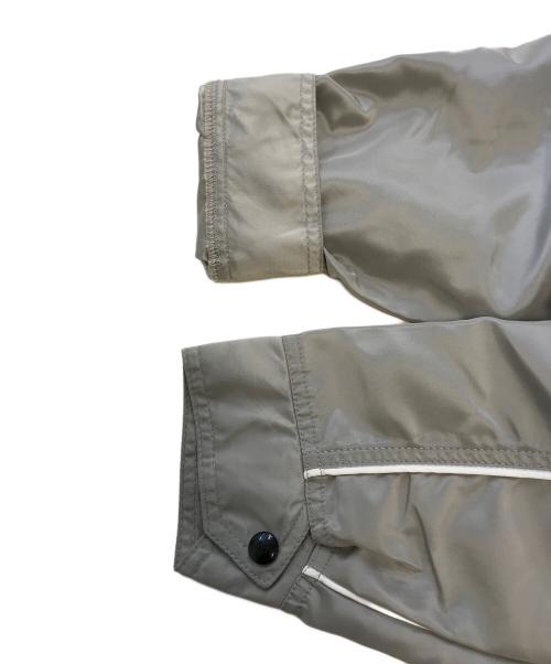 Gouge（ゴージ）Gouge (ゴージ) ナイロンジャケット グレー サイズ:Sの古着・服飾アイテム
