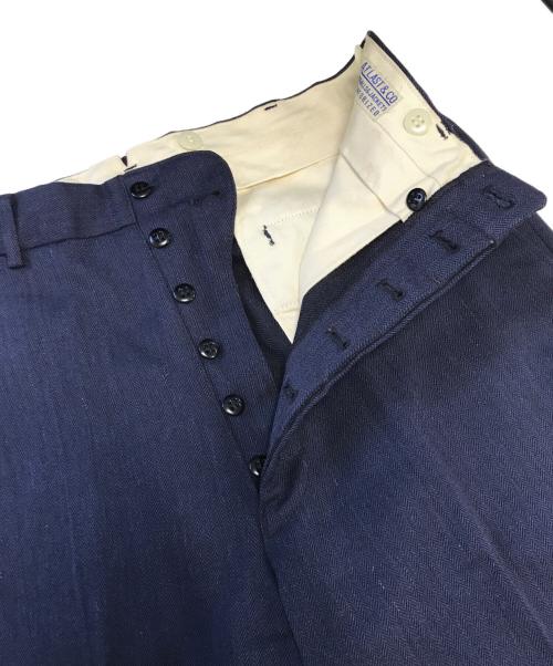 ATLAST & CO（アットラスト）ATLAST & CO (アットラスト) HBT トラウザーパンツ ネイビー サイズ:32の古着・服飾アイテム