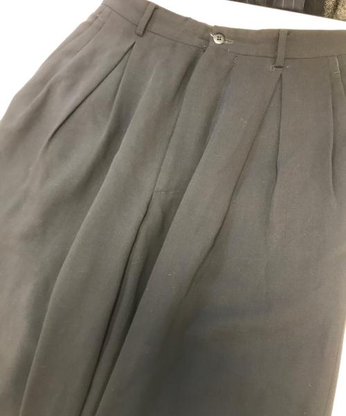 GIORGIO ARMANI（ジョルジョアルマーニ）GIORGIO ARMANI (ジョルジョアルマーニ) ウールドレープスラックス ブラック サイズ:44の古着・服飾アイテム