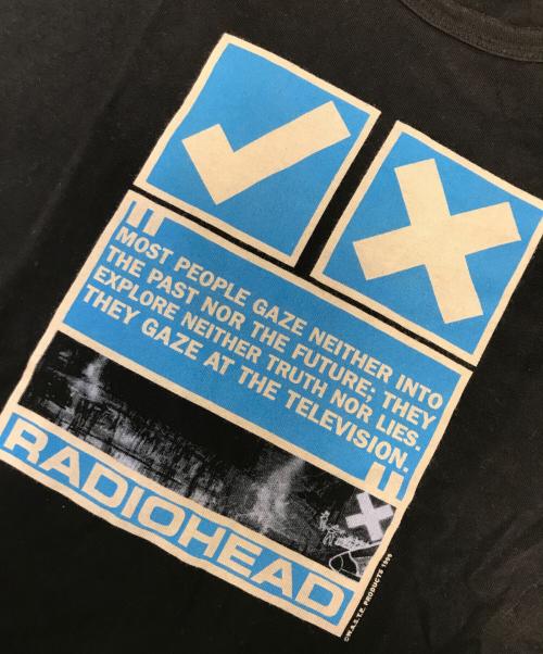 バンドTシャツ（バンドTシャツ）バンドTシャツ (バンドTシャツ) 90s RADIO HEAD(レディオヘッド) バンドTシャツ ブラック サイズ:MEDIUMの古着・服飾アイテム