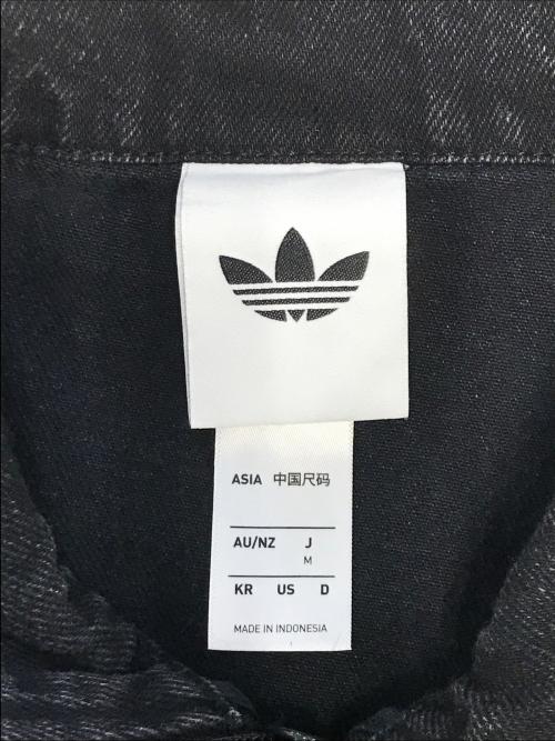 adidas（アディダス）adidas (アディダス) アディカラー ファースト ブラックデニム ブラック サイズ:Mの古着・服飾アイテム