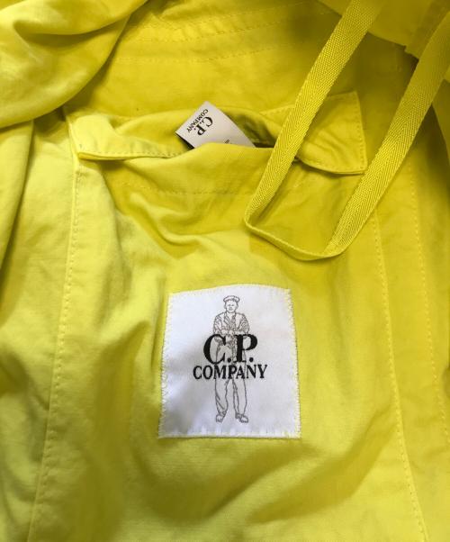 C.P COMPANY（シーピーカンパニー）C.P COMPANY (シーピーカンパニー) Twill Hooded Short Jacket イエロー サイズ:Mの古着・服飾アイテム