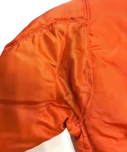 AVIREX（アヴィレックス）AVIREX (アヴィレックス) リバーシブルMA-1ジャケット グリーン サイズ:Mの古着・服飾アイテム