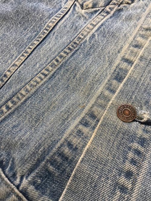 LEVI'S（リーバイス）LEVI'S (リーバイス) デニムジャケット インディゴ サイズ:44の古着・服飾アイテム