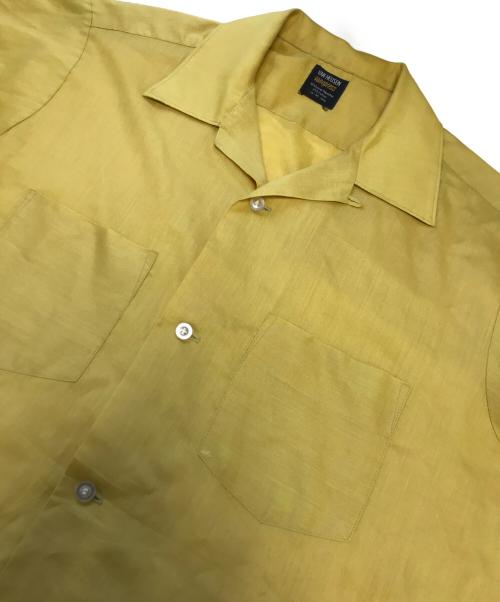 VAN HEUSEN（ヴァンヒューセン/バンヒューゼン）VAN HEUSEN (ヴァンヒューセン/バンヒューゼン) オープンカラーシャツ イエロー サイズ:Mの古着・服飾アイテム