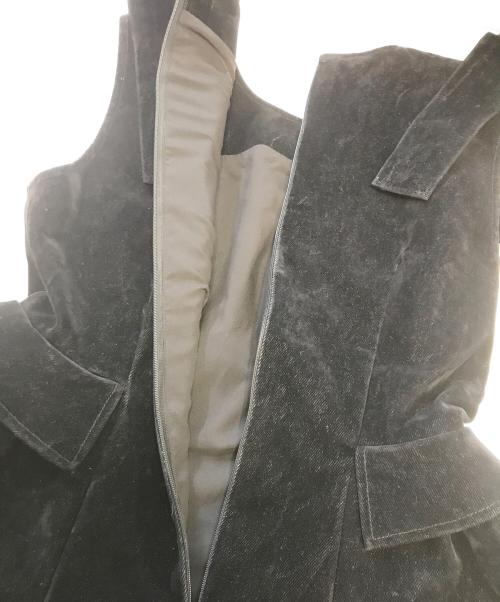 THE TOE（ザ・トゥー）THE TOE (ザ・トゥー) Dachau Sleeveless Peplum ブラック サイズ:Sの古着・服飾アイテム