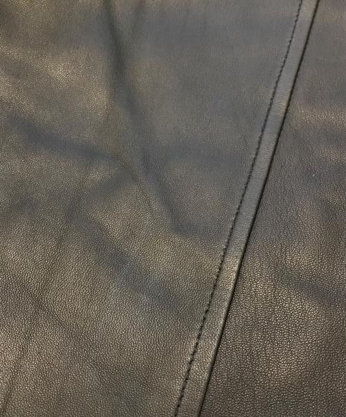 EMMETI（エンメティ）EMMETI (エンメティ) ラムレザーコート ブラック サイズ:46の古着・服飾アイテム