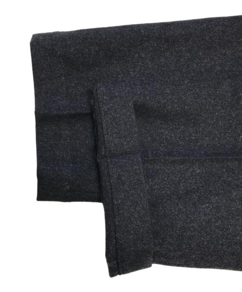 COMME des GARCONS JUNYA WATANABE MAN（コム デ ギャルソン ジュンヤ ワタナベ マン）COMME des GARCONS JUNYA WATANABE MAN (コム デ ギャルソン ジュンヤ ワタナベ マン) ウールスラックス グレー サイズ:Sの古着・服飾アイテム