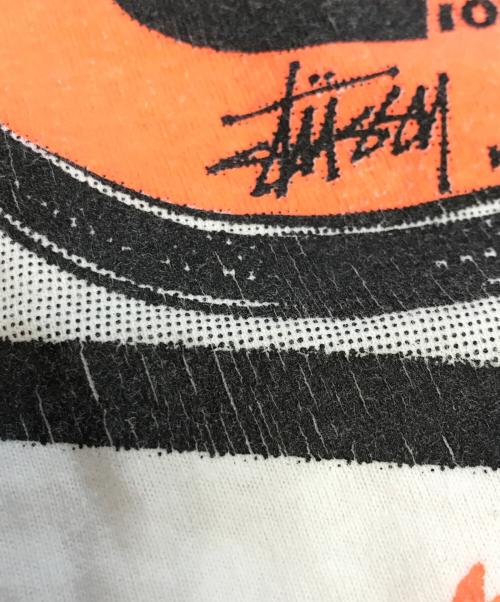 stussy（ステューシー）stussy (ステューシー) プリントTシャツ ホワイト サイズ:Sの古着・服飾アイテム