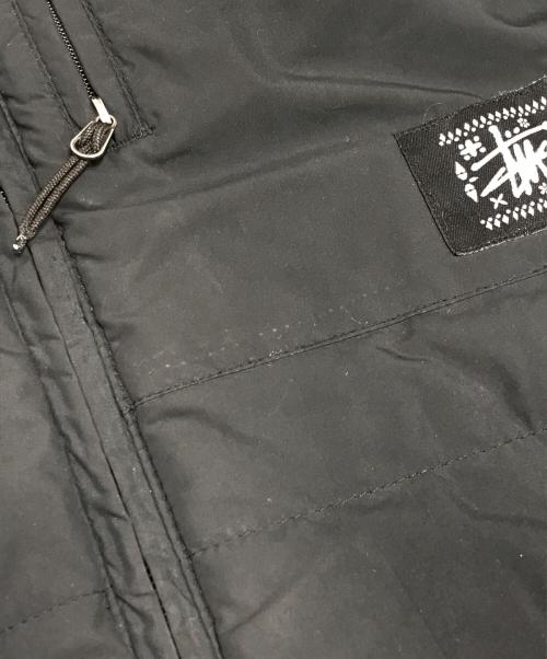 stussy（ステューシー）stussy (ステューシー) リバーシブル中綿ジャケット ブラック サイズ:Sの古着・服飾アイテム