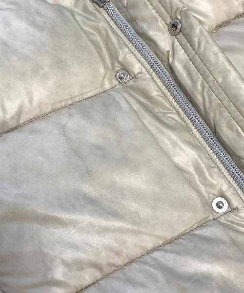 MONCLER（モンクレール）MONCLER (モンクレール) ダウンジャケット ベージュ サイズ:SSの古着・服飾アイテム