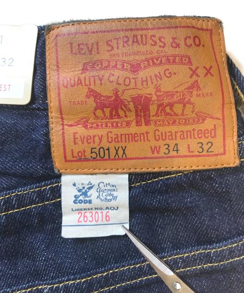 LEVI'S VINTAGE CLOTHING（リーバイス ビンテージ クロージング）LEVI'S VINTAGE CLOTHING (リーバイス ビンテージ クロージング) 501XXデニムパンツ インディゴ サイズ:W34 L32 未使用品の古着・服飾アイテム