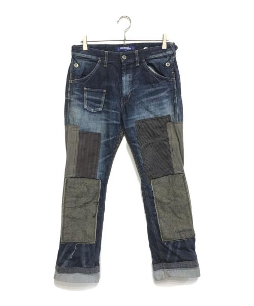 COMME des GARCONS JUNYA WATANABE MAN（コム デ ギャルソン ジュンヤ ワタナベ マン）COMME des GARCONS JUNYA WATANABE MAN (コム デ ギャルソン ジュンヤ ワタナベ マン) パッチワーク加工デニムパンツ インディゴ サイズ:Lの古着・服飾アイテム