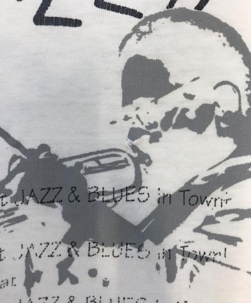 アーティストTシャツ（アーティストTシャツ）アーティストTシャツ (アーティストTシャツ) dizzy gillespie(ディジー・ガレスピー) アーティストTシャツ ホワイト サイズ:XLの古着・服飾アイテム