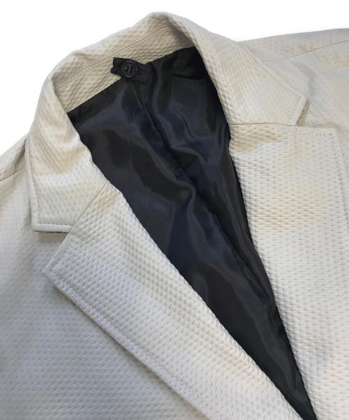 Barassi（バラシ）Barassi (バラシ) 型押しレザーコート アイボリー サイズ:2Lの古着・服飾アイテム