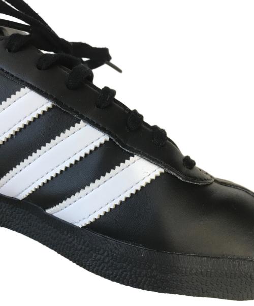 adidas（アディダス）adidas (アディダス) GAZELLE コアブラック/フットウェアホワイト/ゴールド サイズ:US8.5/UK8/FR42/JP265/CHN260の古着・服飾アイテム