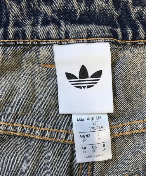 adidas（アディダス）adidas (アディダス) ADILENIUM 5.0 DENIM JEANS インディゴ サイズ:29の古着・服飾アイテム