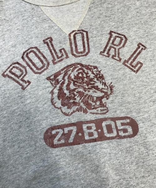 POLO RALPH LAUREN（ポロ・ラルフローレン）POLO RALPH LAUREN (ポロ・ラルフローレン) 三段フロッキープリントスウェット グレー サイズ:XLの古着・服飾アイテム