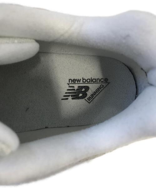 NEW BALANCE（ニューバランス）NEW BALANCE (ニューバランス) 740 Timberwolf White ホワイト×ベージュ×ブラック サイズ:US9/UK8.5/EU42.5/JPN27の古着・服飾アイテム