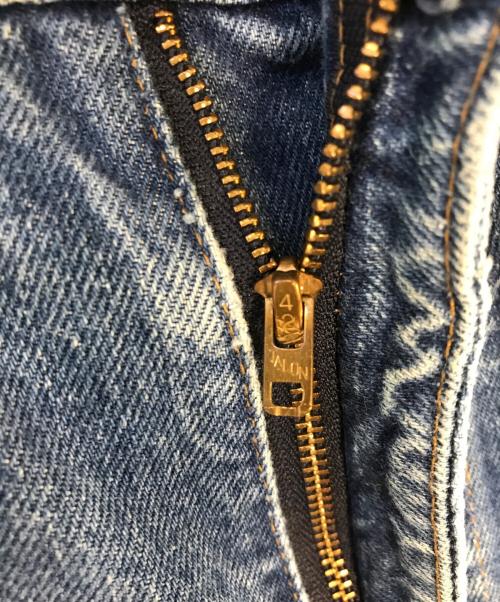 LEVI'S（リーバイス）LEVI'S (リーバイス) 20517デニムパンツ インディゴ サイズ:W33 L38の古着・服飾アイテム
