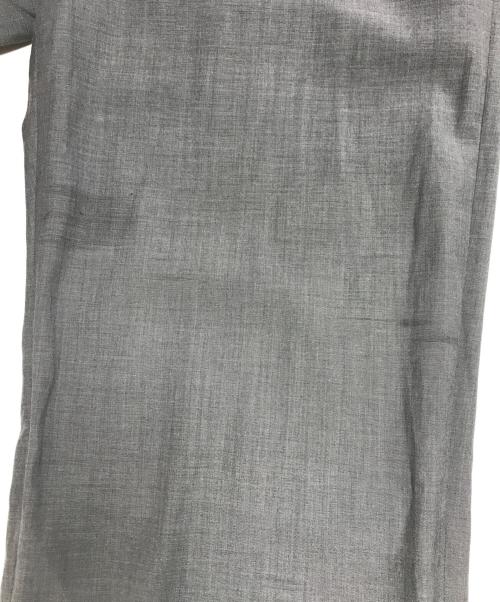 ARMANI COLLEZIONI（アルマーニ コレツィオーニ）ARMANI COLLEZIONI (アルマーニ コレツィオーニ) スラックス グレー サイズ:50の古着・服飾アイテム