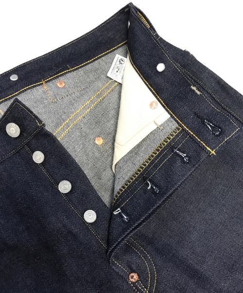 LEVI'S VINTAGE CLOTHING（リーバイス ビンテージ クロージング）LEVI'S VINTAGE CLOTHING (リーバイス ビンテージ クロージング) 1933年モデル501XX復刻デニムパンツ インディゴ サイズ: W31×L34の古着・服飾アイテム