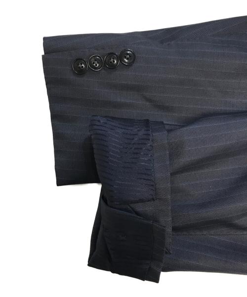 GIORGIO ARMANI（ジョルジョアルマーニ）GIORGIO ARMANI (ジョルジョアルマーニ) ストライプセットアップスーツ ネイビー サイズ:54の古着・服飾アイテム