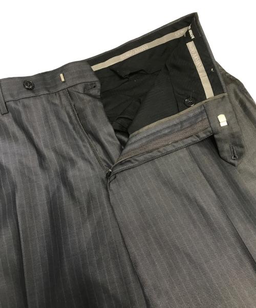 GIORGIO ARMANI（ジョルジョアルマーニ）GIORGIO ARMANI (ジョルジョアルマーニ) ストライプセットアップスーツ ネイビー サイズ:54の古着・服飾アイテム