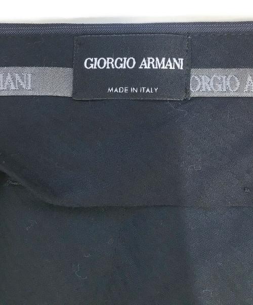 GIORGIO ARMANI（ジョルジョアルマーニ）GIORGIO ARMANI (ジョルジョアルマーニ) ストライプセットアップスーツ ネイビー サイズ:54の古着・服飾アイテム