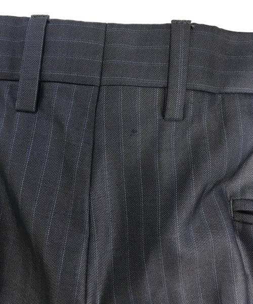 GIORGIO ARMANI（ジョルジョアルマーニ）GIORGIO ARMANI (ジョルジョアルマーニ) ストライプセットアップスーツ ネイビー サイズ:54の古着・服飾アイテム