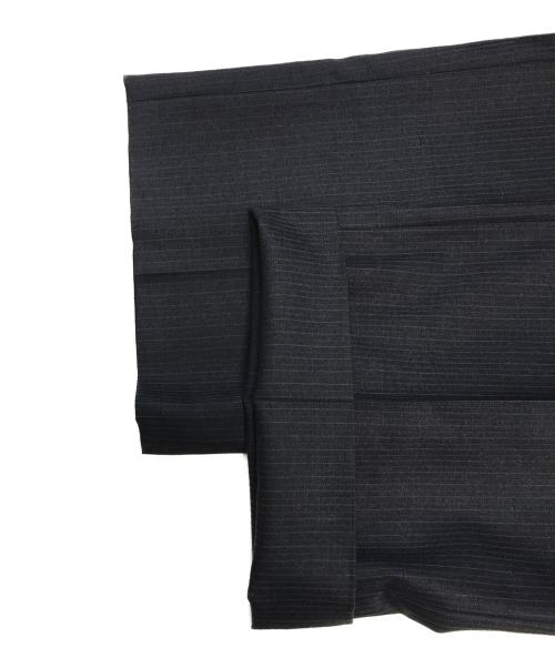 GIORGIO ARMANI（ジョルジョアルマーニ）GIORGIO ARMANI (ジョルジョアルマーニ) ストライプセットアップスーツ ブラック サイズ:54の古着・服飾アイテム