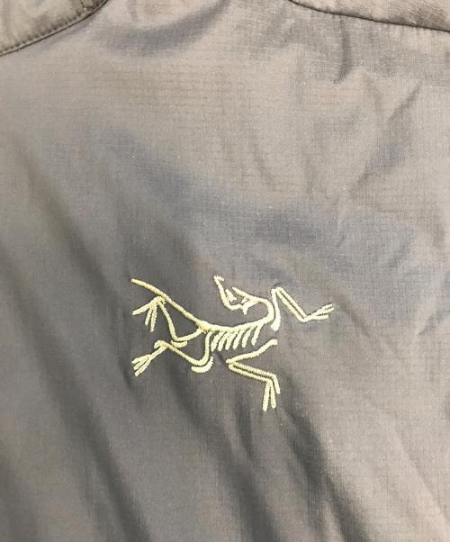 ARC'TERYX（アークテリクス）ARC'TERYX (アークテリクス) ATOM HOODY ネイビー サイズ:Sの古着・服飾アイテム