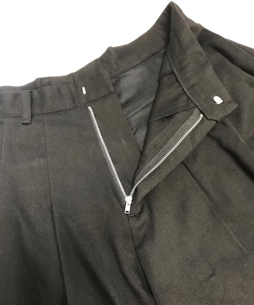 el conductorh（コンダクター）el conductorh (コンダクター) HAKAMA WIDE CROPPED TROUSERS ブラック サイズ:4の古着・服飾アイテム