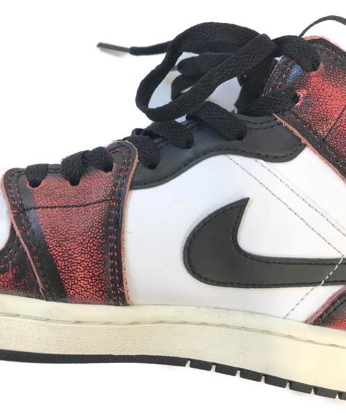 NIKE（ナイキ）NIKE (ナイキ) Air Jordan 1 Mid レッド サイズ:US9/UK8/EUR42.5/cm27/BR40.5/CN270(2.5)の古着・服飾アイテム