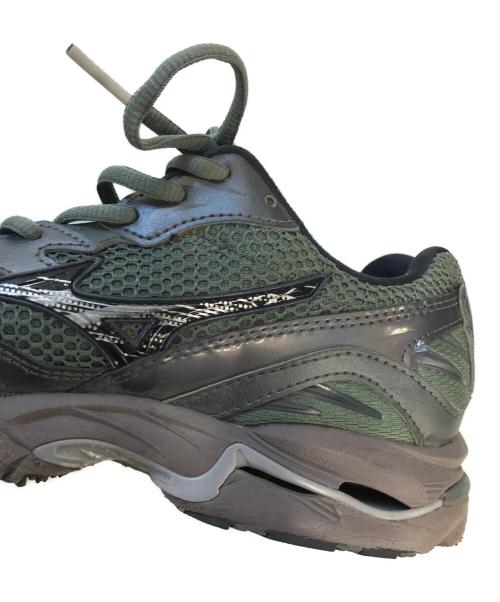 MIZUNO（ミズノ）MIZUNO (ミズノ) Wave Rider 10 グリーン サイズ:US7.5/UK6.5/EURO40/BRA39/JP25.5の古着・服飾アイテム