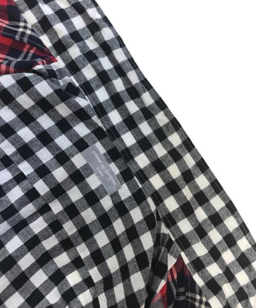 COMME des GARCONS HOMME（コムデギャルソン オム）COMME des GARCONS HOMME (コムデギャルソン オム) 開襟切替チェックシャツ ブラック×レッド サイズ:表記なしの古着・服飾アイテム