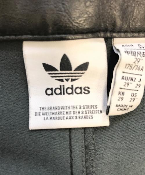 adidas（アディダス）adidas (アディダス) VINTAGE FAKE LEATHER PANTS ブラック サイズ:SIZE29の古着・服飾アイテム