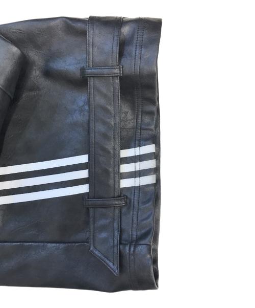 adidas（アディダス）adidas (アディダス) VINTAGE FAKE LEATHER PANTS ブラック サイズ:SIZE29の古着・服飾アイテム