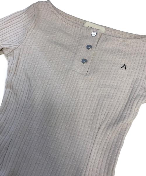 ANDMARY（アンドマリー）ANDMARY (アンドマリー) Dorothy heart tops ベージュ サイズ:FREEの古着・服飾アイテム