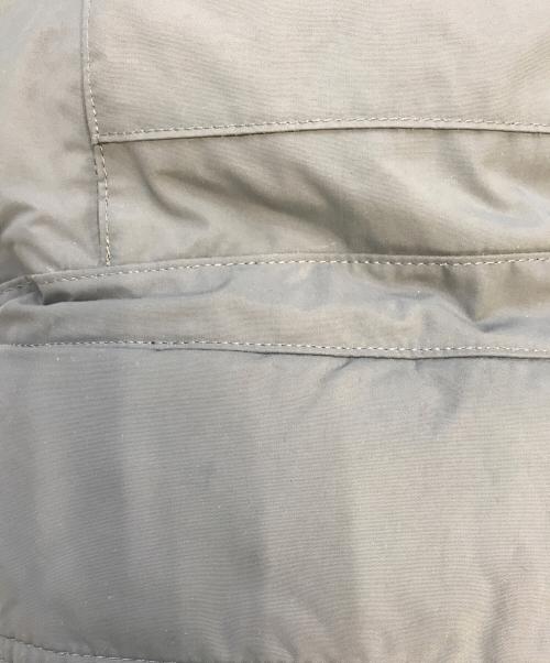 THE NORTH FACE（ザ ノース フェイス）THE NORTH FACE (ザ ノース フェイス) ダウンジャケット グレー サイズ:Sの古着・服飾アイテム