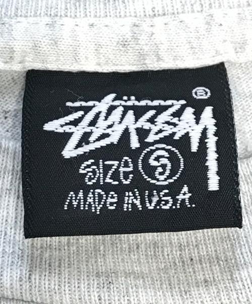 stussy（ステューシー）stussy (ステューシー) 折れクラウンプリントTシャツ グレー サイズ:Sの古着・服飾アイテム